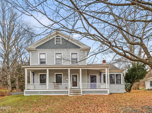 772 N Hoosac Rd, Williamstown, MA 01267