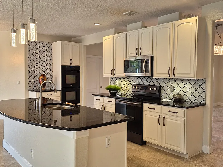 2988 Marbella Dr — Photo 18