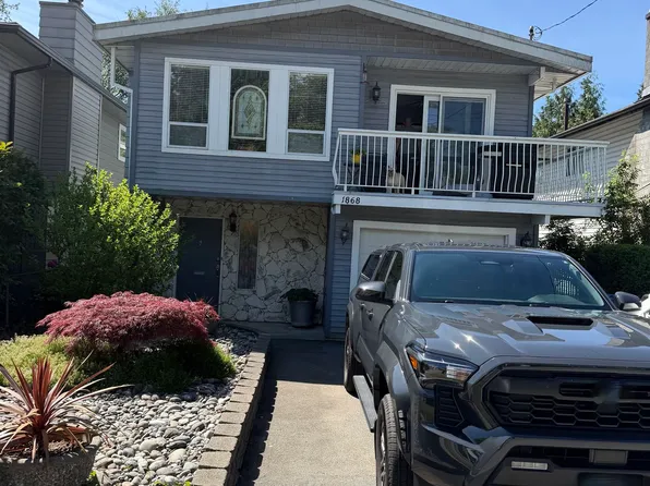 1868 Coquitlam Ave, Pt Coquitlam, BC V3B 1H7