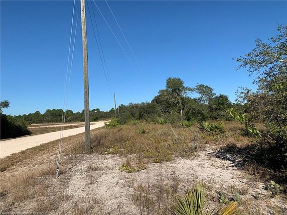 4th image of 432 Jack Weisser Blvd