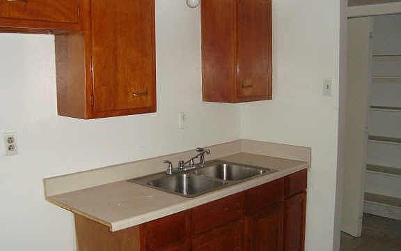 5th image of 4350 Birch Dr