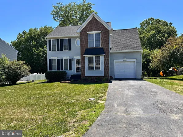 2402 Ruffin Dr, Fredericksburg, VA 22408