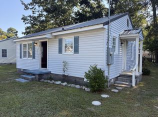106 Willis St, Elizabethtown, NC 28337