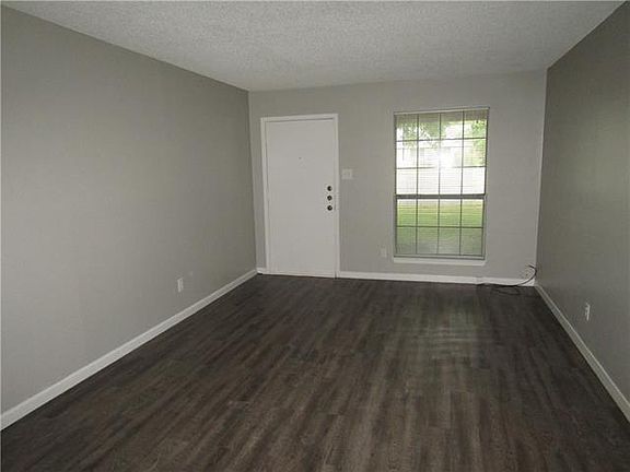 5th image of 312 W William Cannon Dr #B