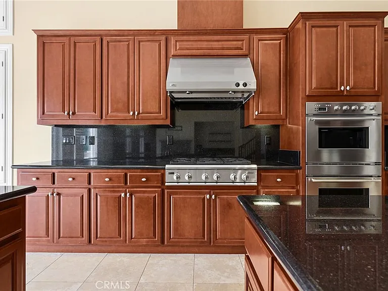 309 Whitcliff Ct — Photo 18