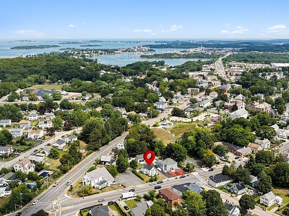 4th image of 75 Sea St