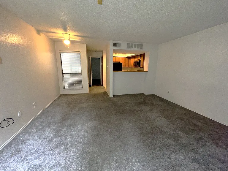2300 Balsam Dr #G102 — Photo 4