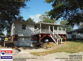 502 Hogue St, Pomona, KS 66076