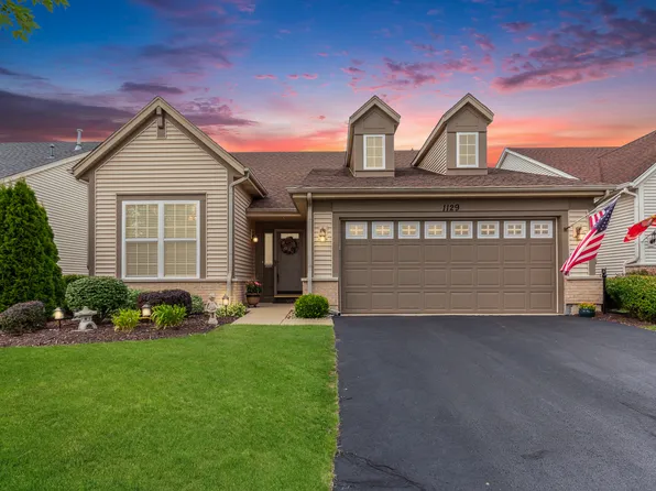 1129 Heathrow Ln, Aurora, IL 60502