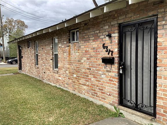 2nd image of 6315 & 6317 Seventeen General Pershing Street Dr