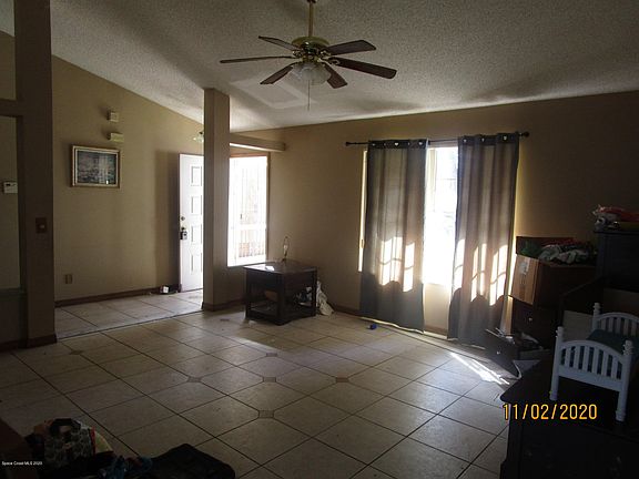 5th image of 3479 Fan Palm Blvd