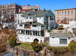 320-324 Mountain Rd, Union City, NJ 07087