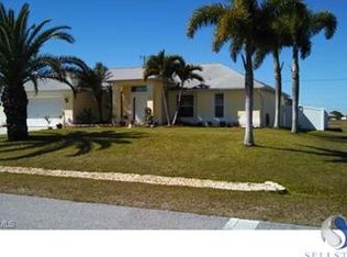 922 NW 7th Ave, Cape Coral, FL 33993
