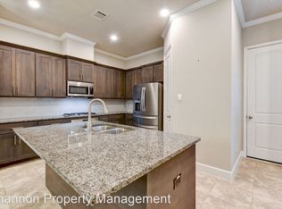 829 W 20th St, Houston, TX 77008