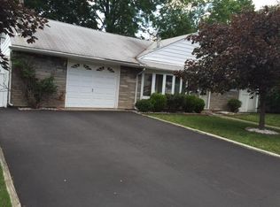 (Undisclosed Address), Rochelle Park, NJ 07662