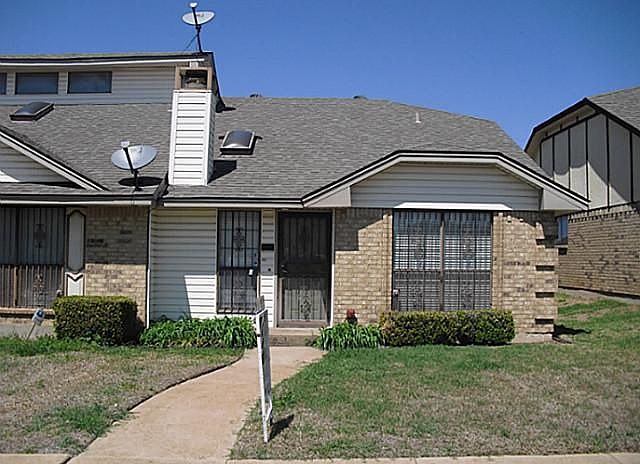 1st image of 227 Hood Dr