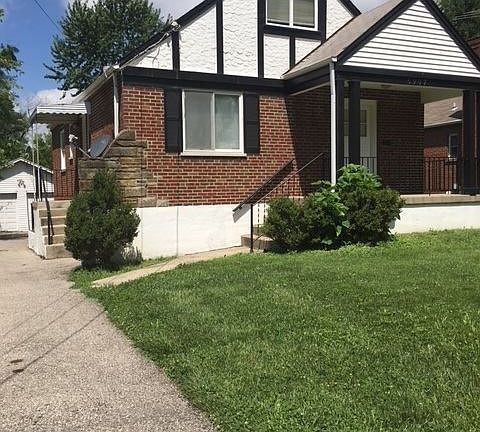 2nd image of 6907 Pinoak Dr