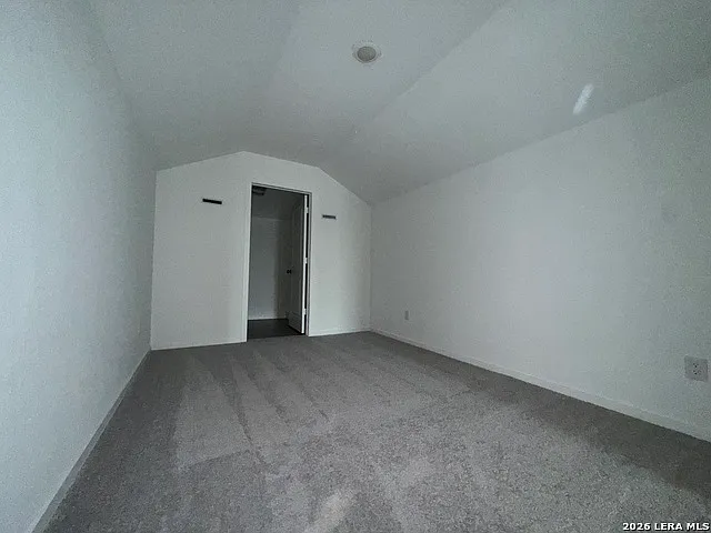 5038 Primrose Rdg — Photo 10