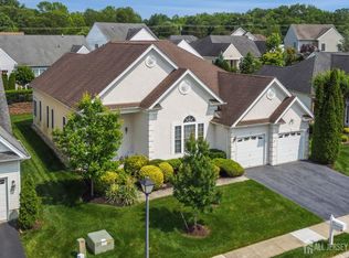 23 Crooked Stick Pl, Monroe Township, NJ 08831