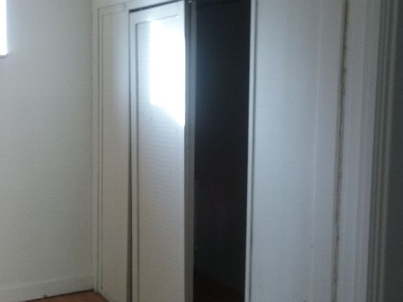 4th image of 603 Washington St APT 1