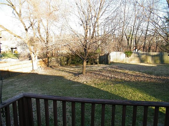 3rd image of 3705 S Sherman Dr