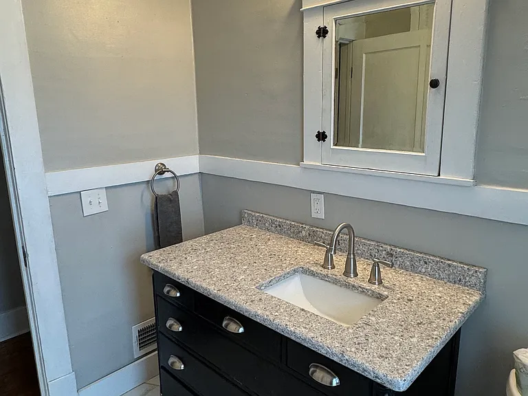 111 Delaware Rd — Photo 6