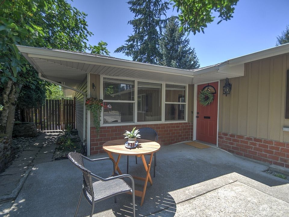 1st image of 1335 5th Avenue SE