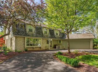 3315 Chasm Ln, Manitowoc, WI 54220