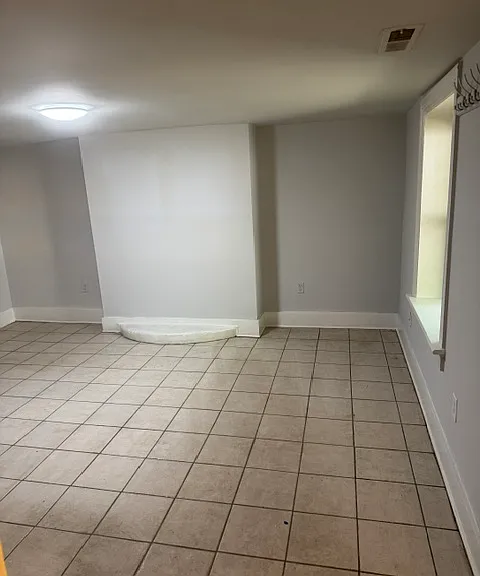 2225 Venable St — Photo 19