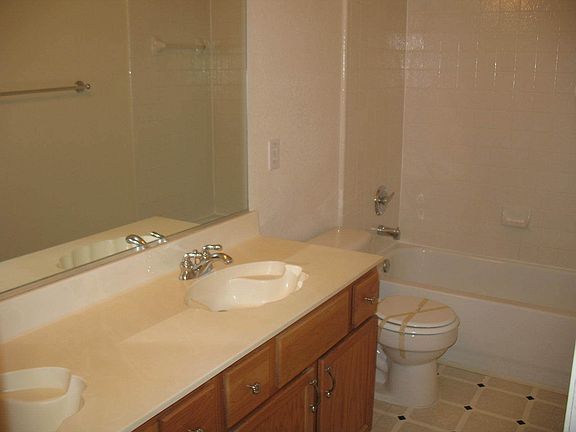 5th image of 4524 Paloverde Dr