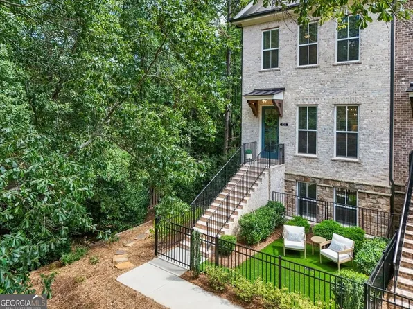 124 Everley Walk, Alpharetta, GA 30009