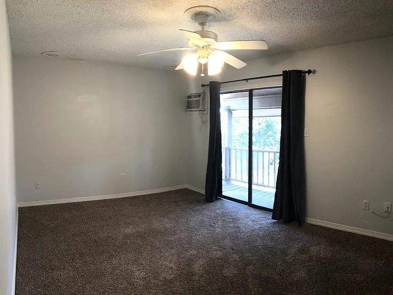 1324 Sharlo Ave — Photo 11