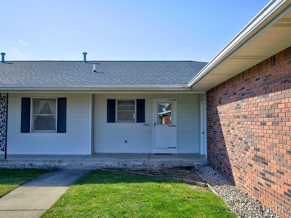 1st image of 6746 N Wentward Ct #112