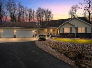 878 Twin Creek Rd, Sobieski, WI 54171