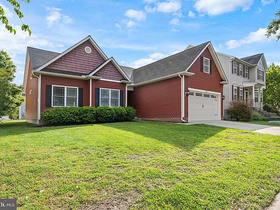 2nd image of 225 Bethune Dr