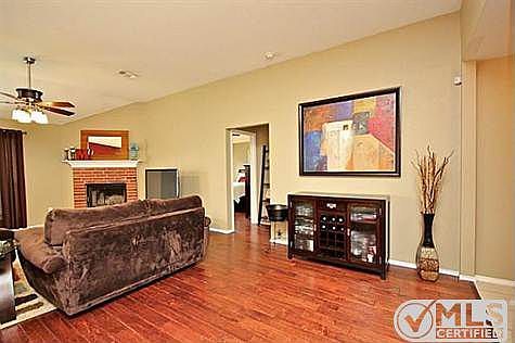 5th image of 401 Flushing Quail Dr