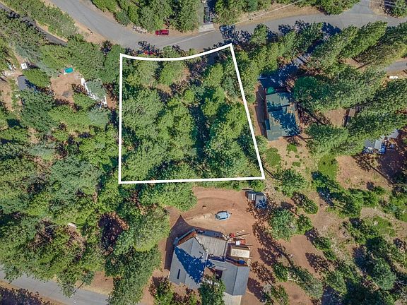 2nd image of 2595 Chamonix Dr