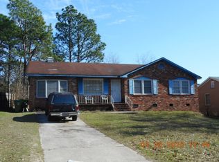 124 Gatlin Dr, Hopkins, SC 29061