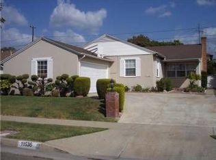 11536 Tarron Ave, Hawthorne, CA 90250