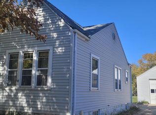 240 Kenosha St, Walworth, WI 53184