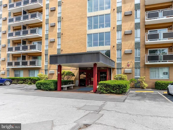 200 Highland Ave APT 203, State College, PA 16801