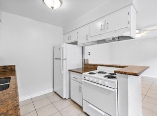 912 Gladys Avenue, Long Beach, CA 90804