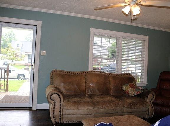 4th image of 852 Marcellus Dr