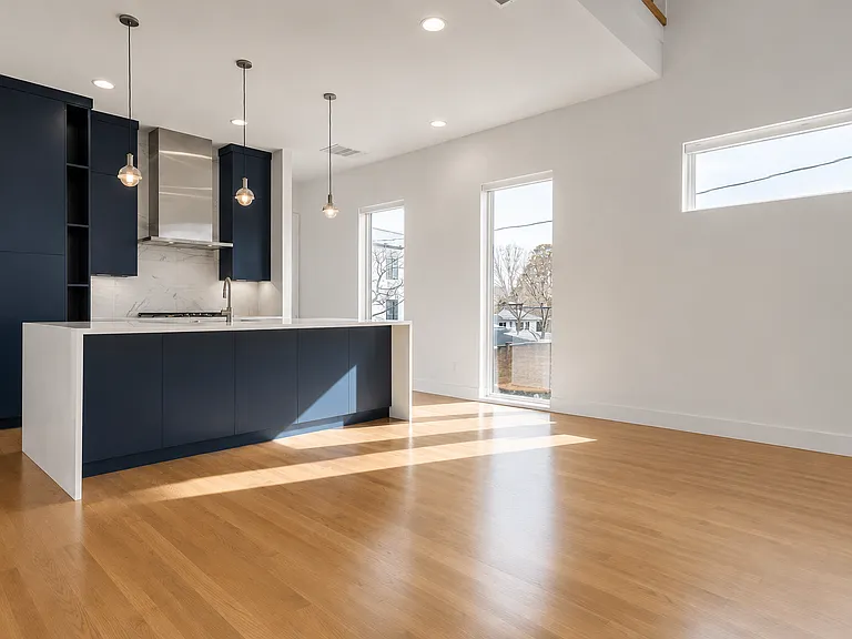 4616 Manett St — Photo 14