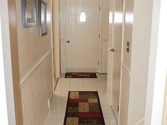 2nd image of 1125 Fairfax Dr