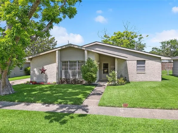 9825 Martha Ln, River Ridge, LA 70123