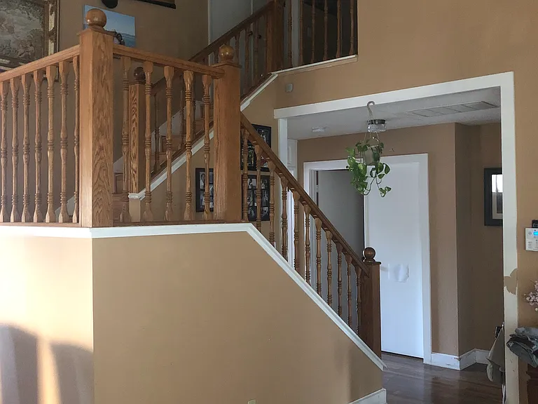 726 Newport Way — Photo 2