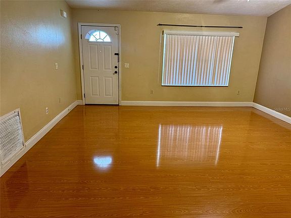 5th image of 5921 Pecan Rd