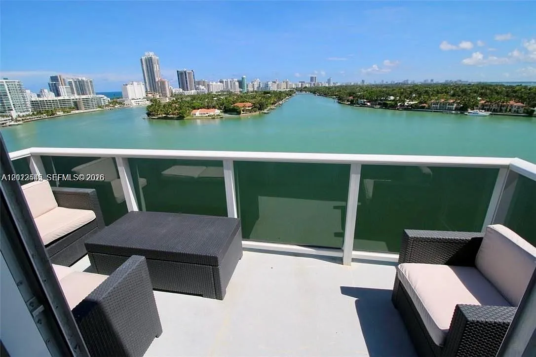 King Cole Condo — Photo 2