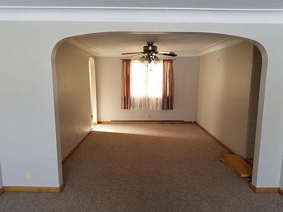 5th image of 207 N Toussaint St